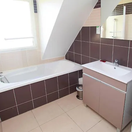 Arnoult 3p6 * Saint-Arnoult (Calvados)